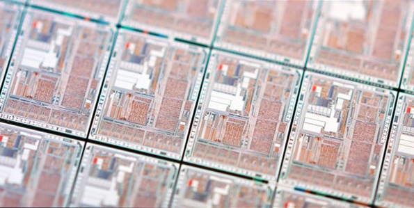 PCB廠家告訴您：集成電路現(xiàn)在可以刻在紙上了！